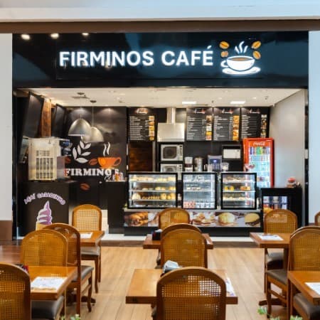 Imagem de interna da loja firminos café