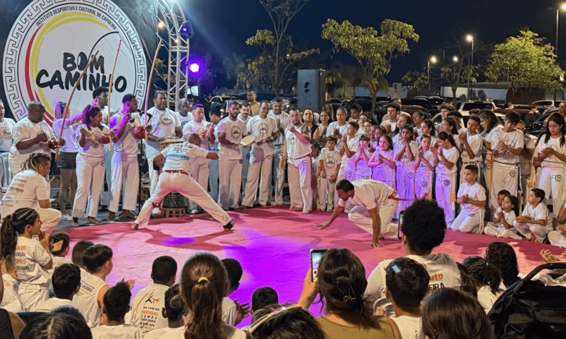 Banner do evento Festival de Capoeira celebra cultura e integração no Uberlândia Shopping